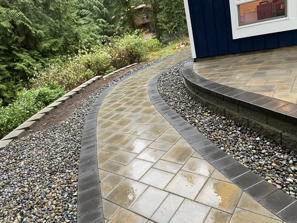 Expert yard cleanup service in Federal Way, WA by The Best Green Landscape