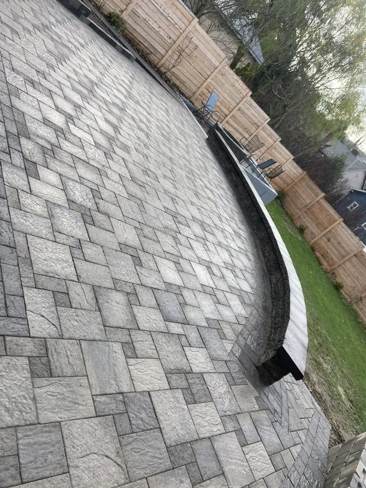 Top-rated lawn care service in Federal Way, WA by The Best Green Landscape