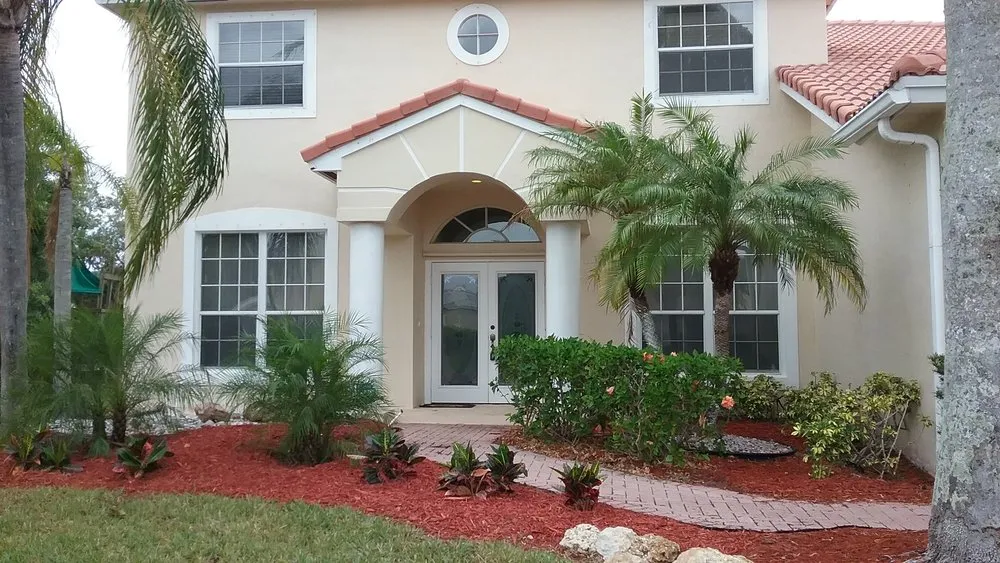 Local garden landscaping experts serving Fort Lauderdale, FL - The Best In The Business