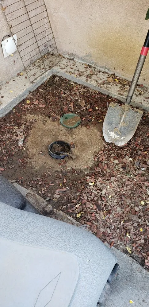 Professional lawn mowing service for beautiful yards across Bakersfield, CA - The Best Landscaping