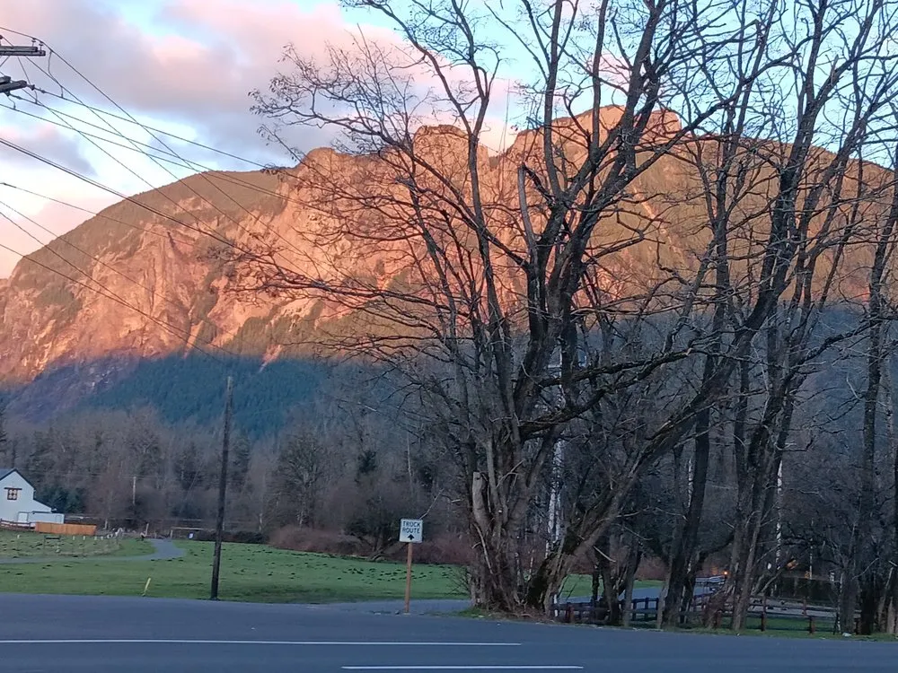 Affordable outdoor landscaping in North Bend, WA by The  Big Horns Landcaping