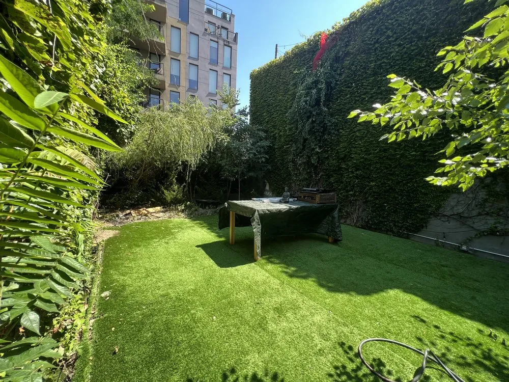 Trusted garden landscaping for homes across New York, NY - The Blue Sprayer