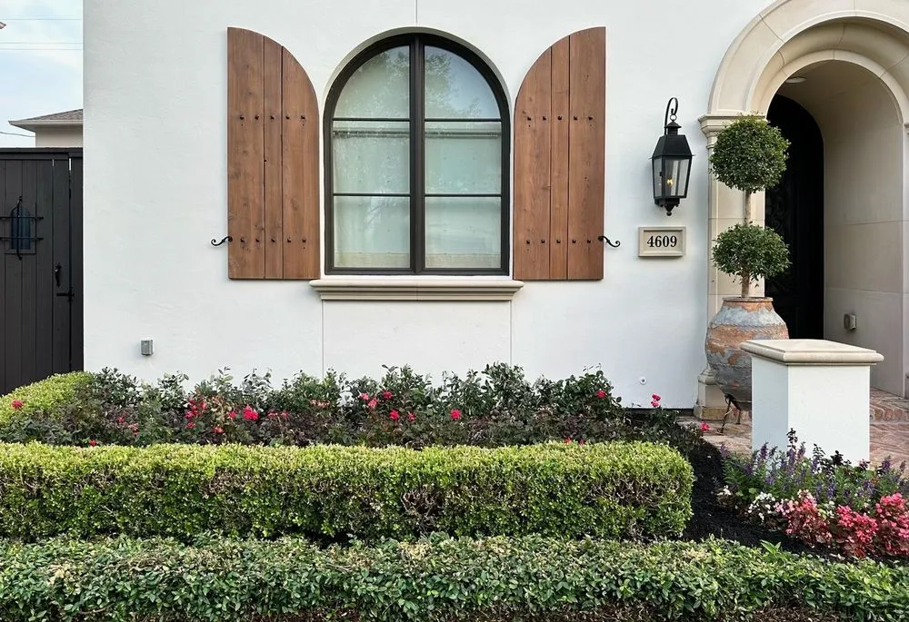 Top-rated outdoor landscaping for beautiful yards across Houston, TX - The Box Yard Landscaping