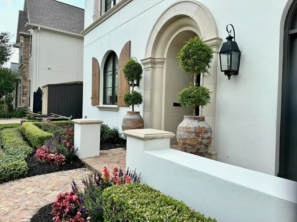 Top-rated outdoor landscaping in Houston, TX by The Box Yard Landscaping