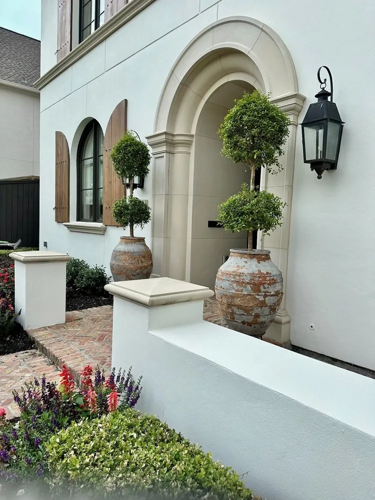 Trusted yard cleanup service in Houston, TX by The Box Yard Landscaping