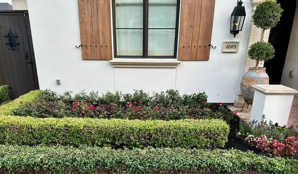 Top-rated landscape design with custom design in Houston, TX by The Box Yard Landscaping