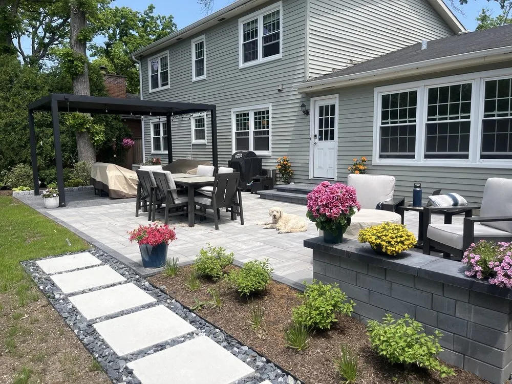 Reliable yard cleanup service for homes across Lake Bluff, IL - The Bravo's Landscape