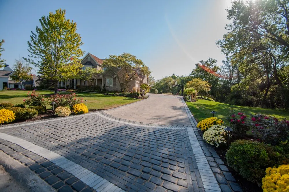 Affordable lawn care service in Lake Bluff, IL - The Bravo's Landscape