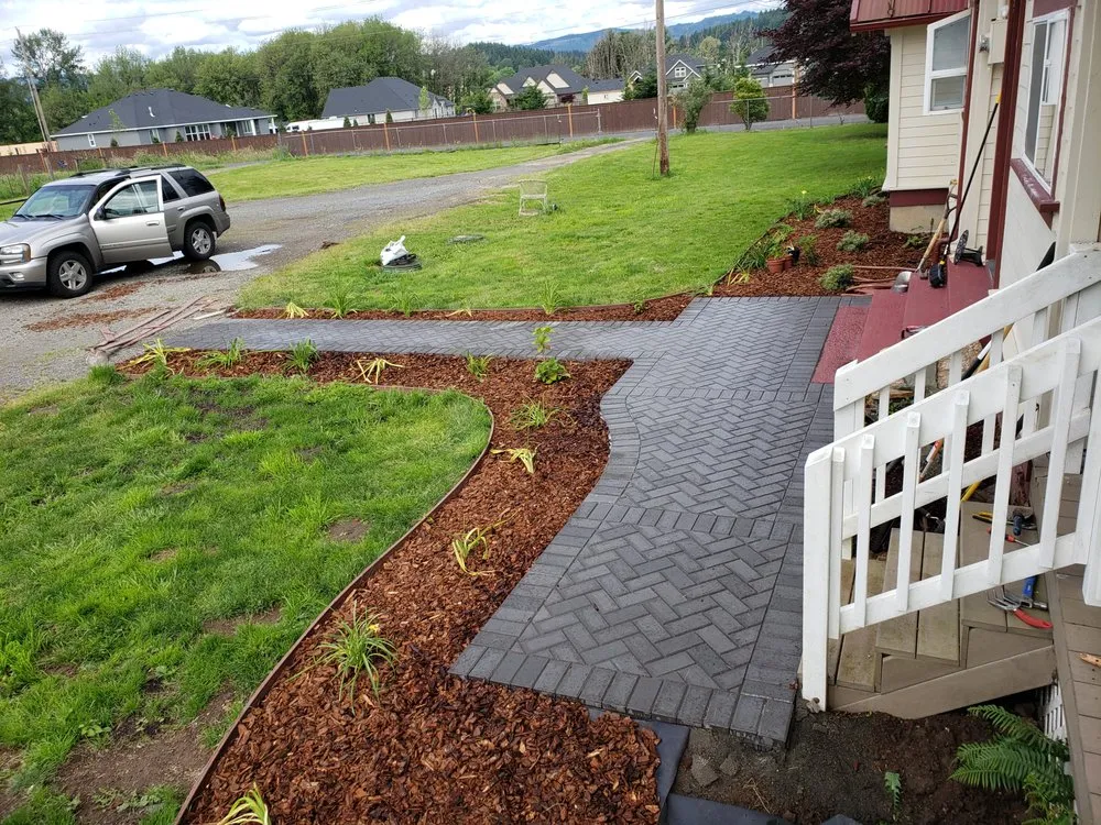Expert landscaping services for beautiful yards in Vancouver, WA by The Brother's Allscapes