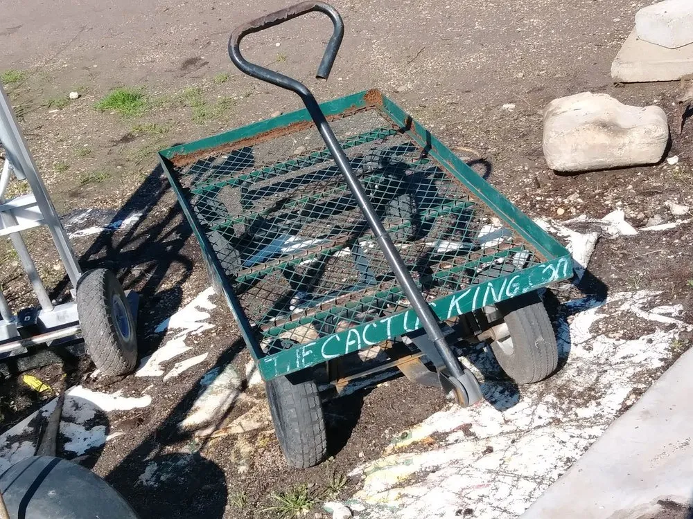 Custom lawn mowing service for beautiful yards across Houston, TX - The Cactus King