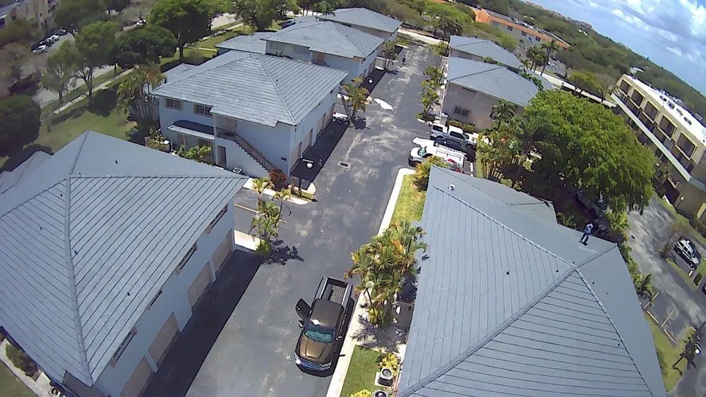 Reliable yard cleanup service for residential properties across Blue bell, PA - The Caribbean Pro Painter