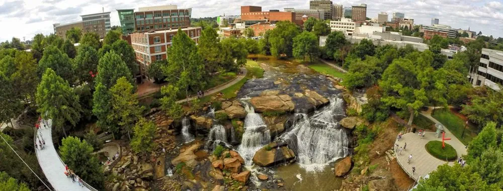 Affordable yard maintenance for beautiful yards in Travelers Rest, SC by The City Arborist