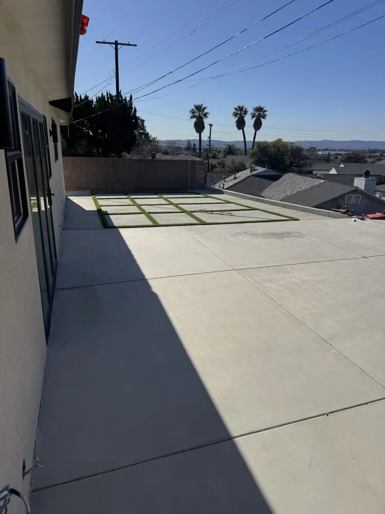 Top-rated lawn care service in Hemet, CA by The Concrete Guys