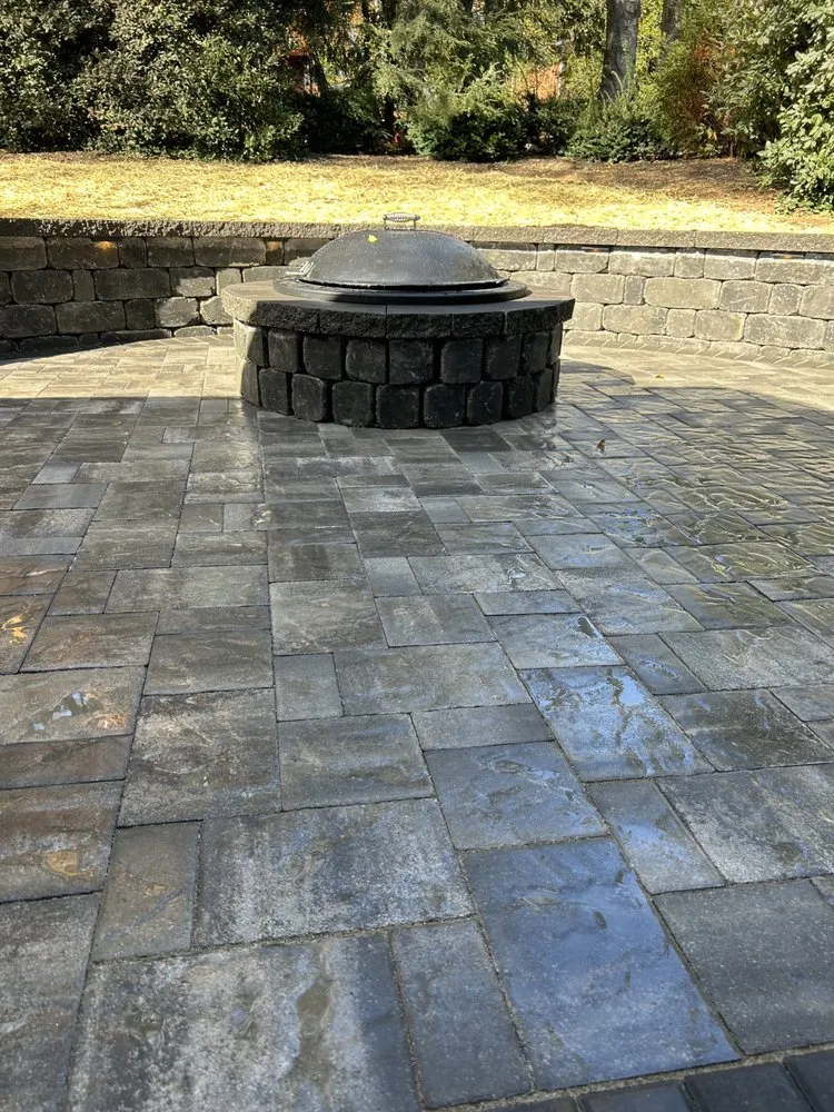 Custom yard cleanup service for beautiful yards in Knoxville, TN by The Consultant