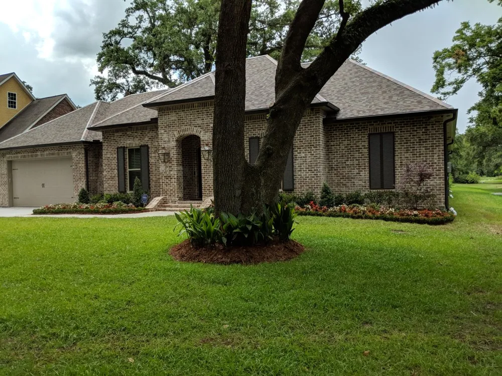 Top-rated garden landscaping near you in Hahnville, LA by The Cracked Pot