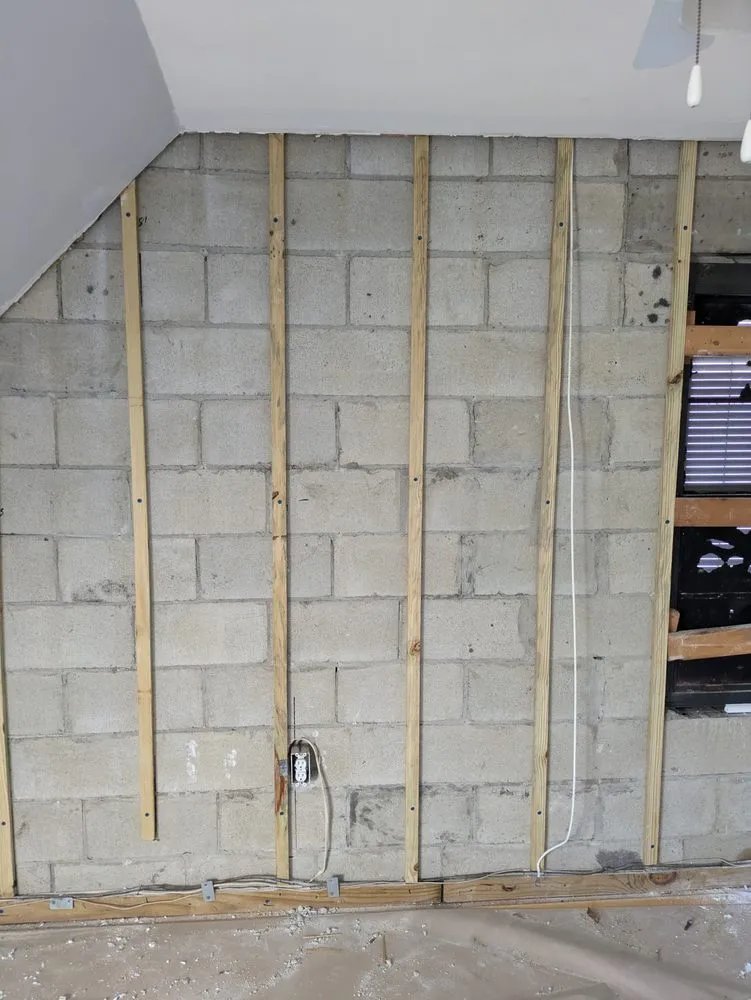 Professional outdoor landscaping in Zephyrhills, FL - The Crafty Couple