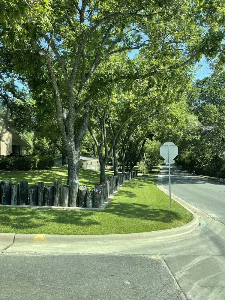 Trusted garden landscaping experts serving Fort Worth, TX - The Crazy Grass Guy