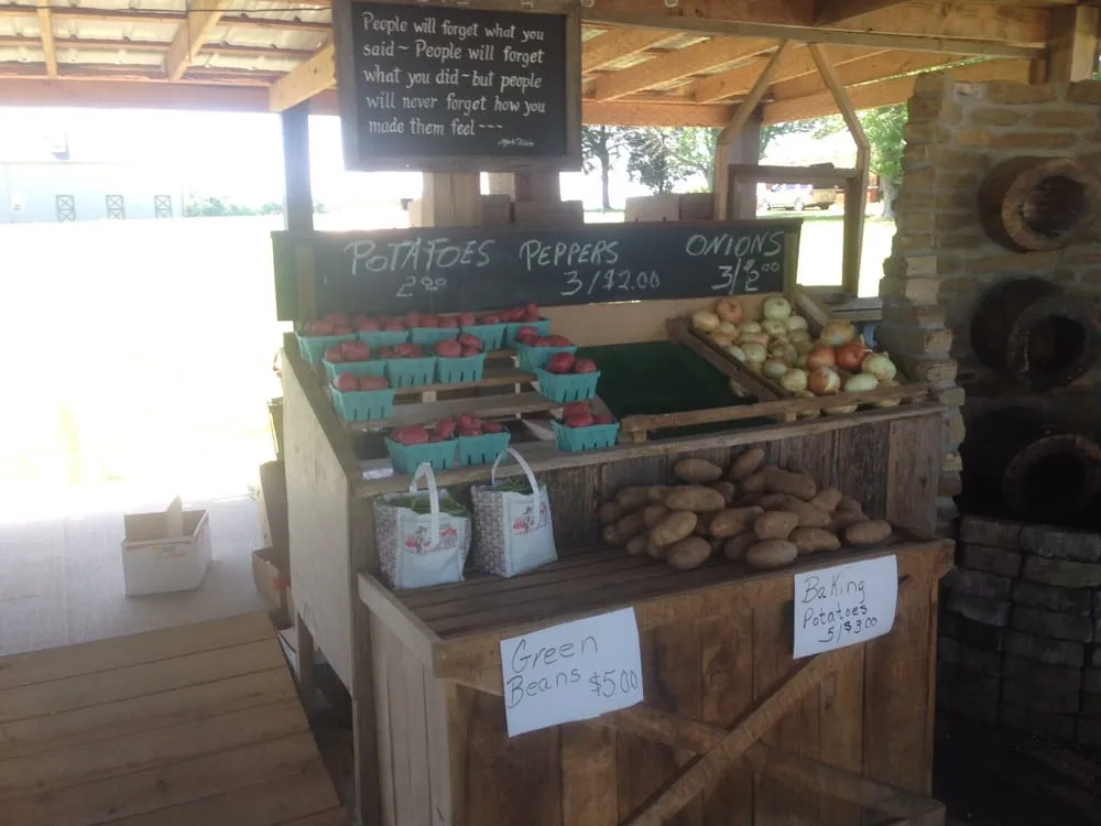 Trusted yard cleanup service for residential properties in Bowling Green, KY by The Crop Shop