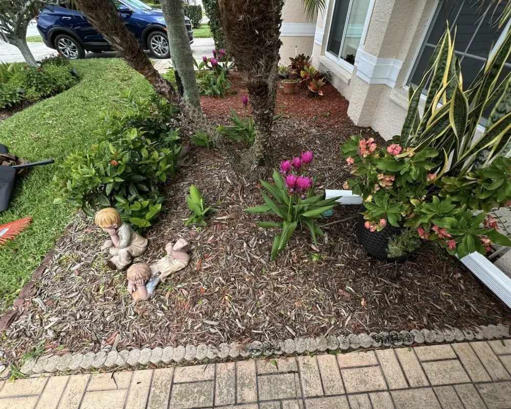 Reliable outdoor landscaping with custom design in Tampa Bay, FL by The Curb Appeal