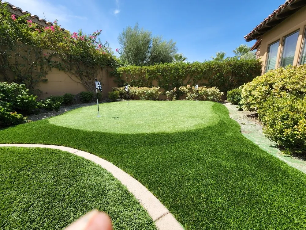Custom lawn mowing service in Palm Desert, CA - The Curb Creator