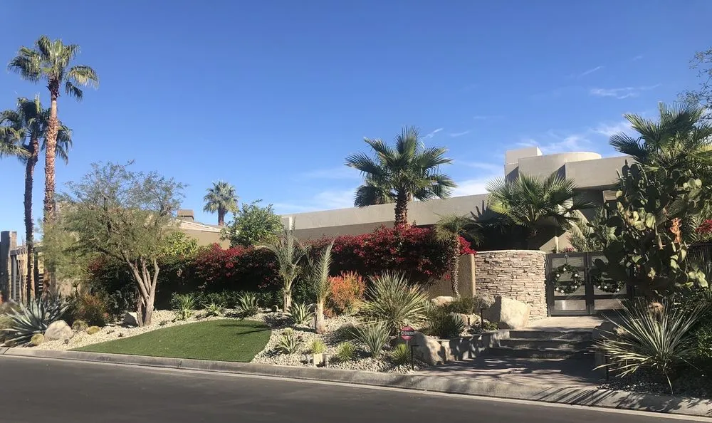 Affordable yard cleanup service for year-round maintenance across Palm Desert, CA - The Curb Creator