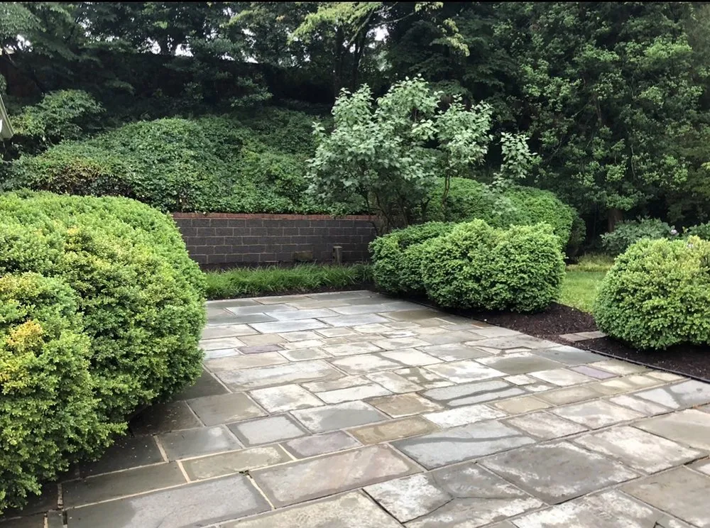 Custom yard maintenance experts serving Aldie, VA - The Cutting Edge Lawn and Tree Service