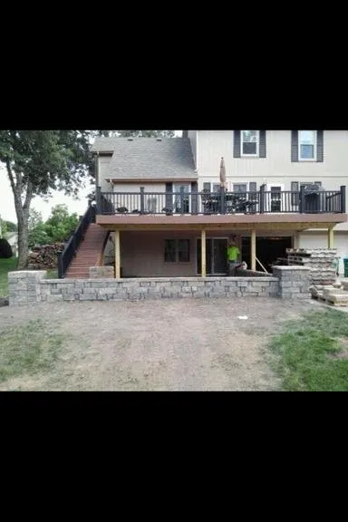 Expert yard maintenance experts serving Independence, MO - The Cutting Edge Lawn