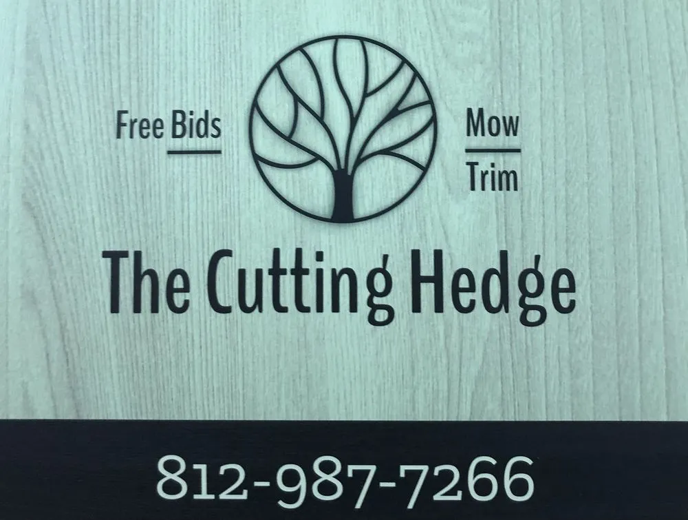 Professional yard cleanup service in Jeffersonville, IN - The Cutting Hedge