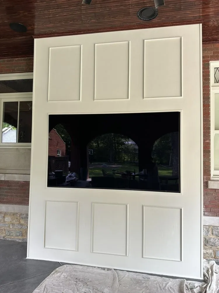 Top-rated outdoor landscaping near you in Newport, KY by The Dean's List