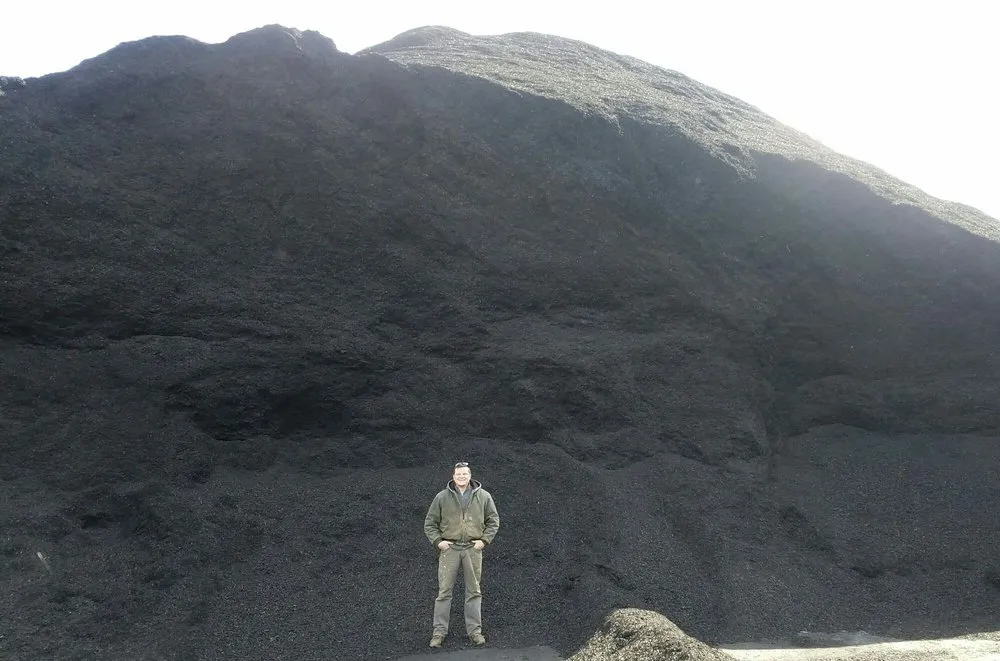 Professional outdoor landscaping experts serving Pembroke, NH - The Dirt Doctors