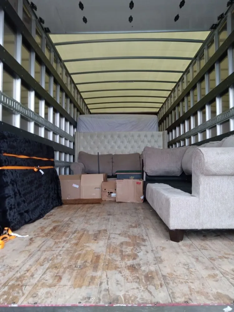 Reliable lawn mowing service in Kennewick, WA by The Dream Team