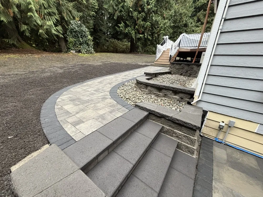 Reliable outdoor landscaping experts serving Everett, WA - The Eagle Landscaping and Construction