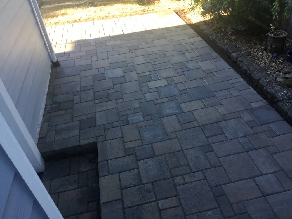 Trusted outdoor landscaping in Everett, WA - The Eagle Landscaping and Construction