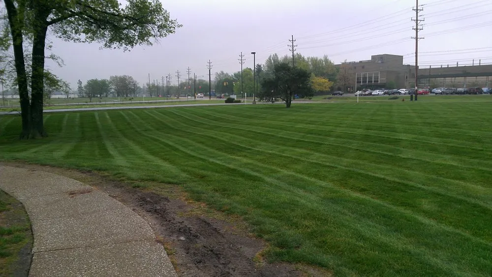 Affordable landscaping services in Mentor, OH by The Eckliff Group