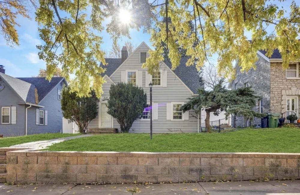 Expert yard cleanup service in Waterloo, IA by The Edgar Effect