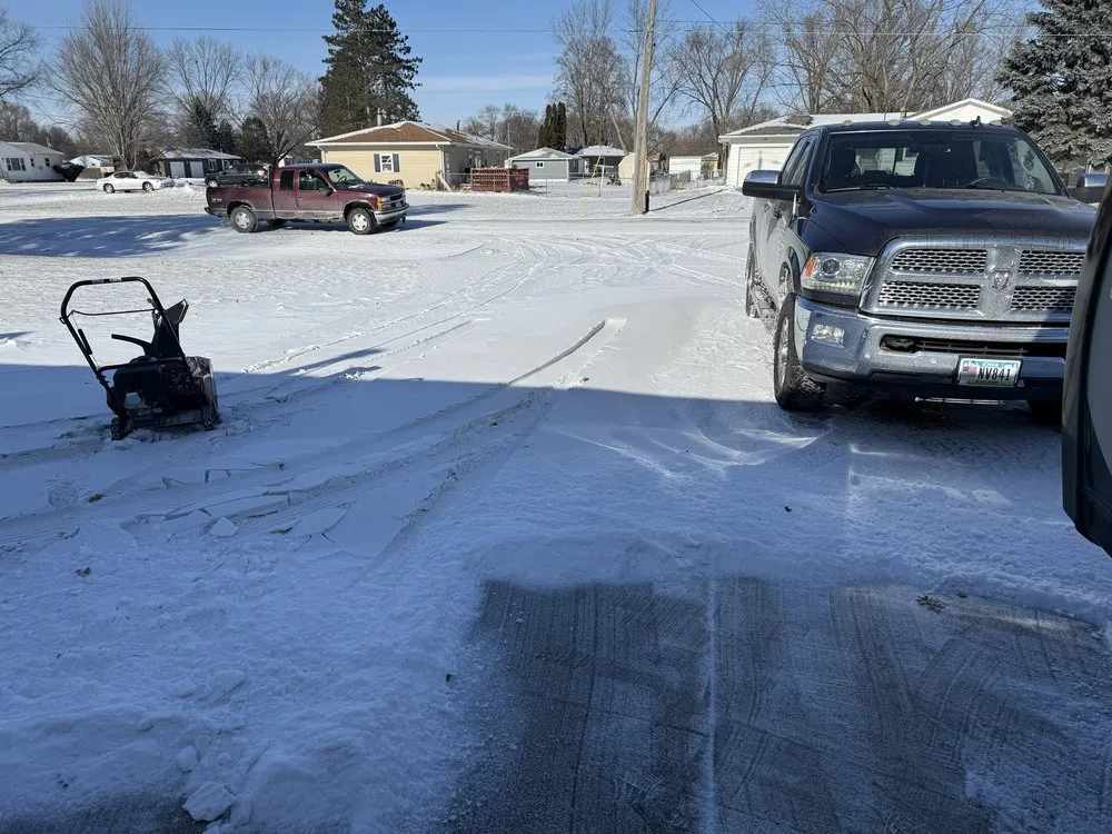 Affordable landscaping services experts serving Waterloo, IA - The Edgar Effect