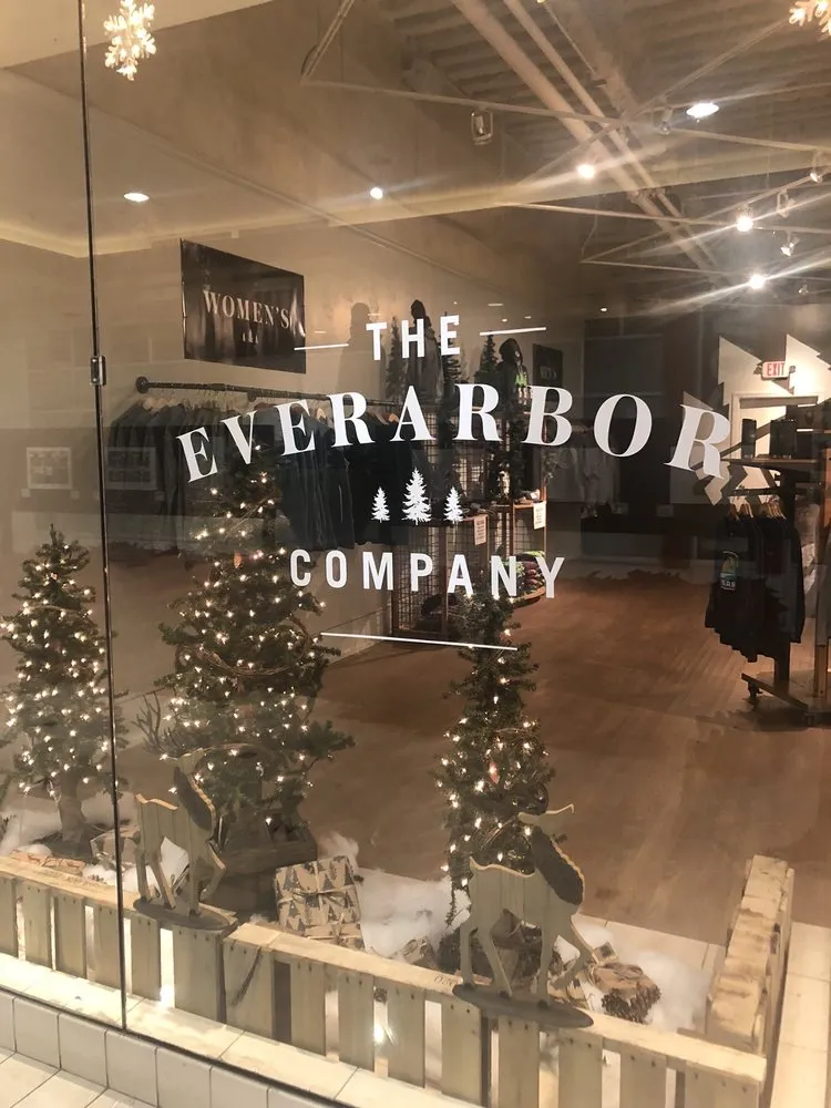 Reliable outdoor landscaping for year-round maintenance in Lakewood, OH by The Everarbor Company