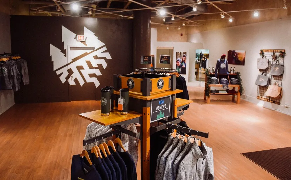 Top-rated outdoor landscaping experts serving Lakewood, OH - The Everarbor Company