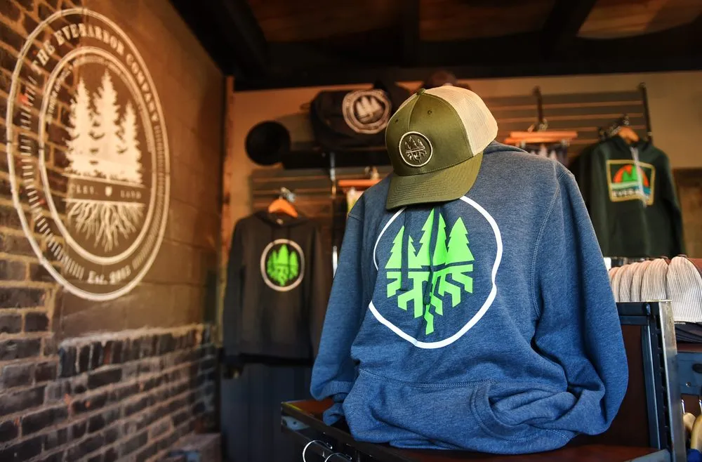 Trusted yard maintenance experts serving Lakewood, OH - The Everarbor Company