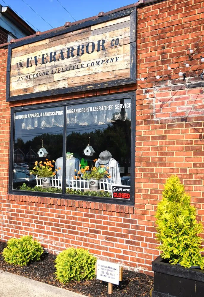 Affordable landscaping services experts serving Lakewood, OH - The Everarbor Company