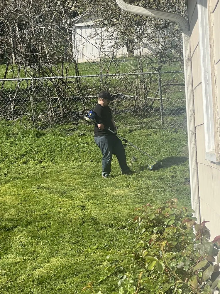 Professional lawn care service for homes across Corvallis, OR - The Extra Hand