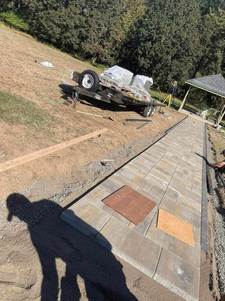 Custom yard cleanup service experts serving Corvallis, OR - The Extra Hand