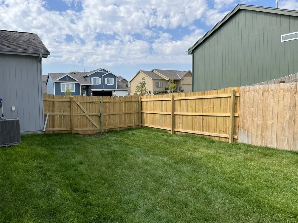 Affordable yard cleanup service in Omaha, NE - The Fence Guy’s