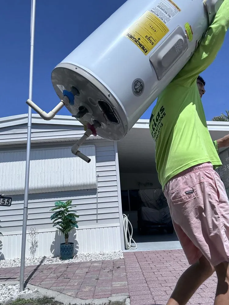 Custom lawn mowing service in Cape Coral, FL - The Fix It Genie