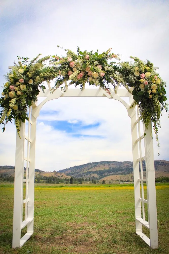 Top-rated lawn care service for outdoor upgrades across Reno, NV - The Florist at Moana Nursery