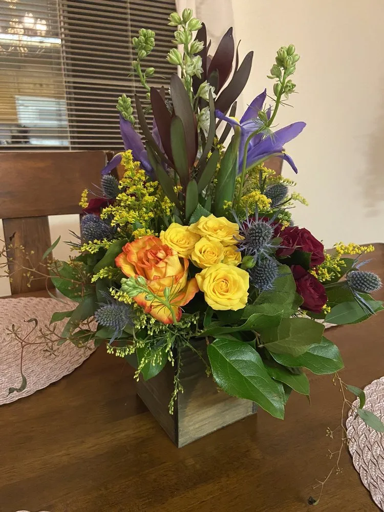 Professional yard cleanup service near you in Reno, NV by The Florist at Moana Nursery