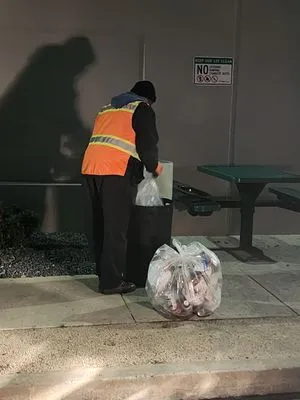 The Garden Guru Logo