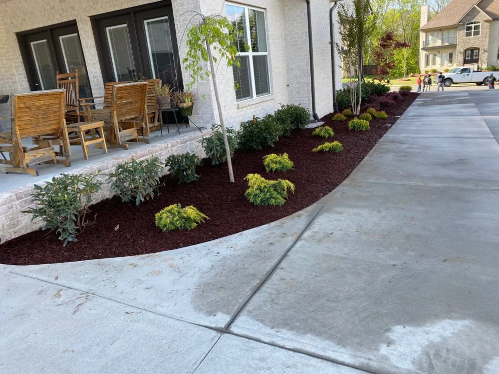 Professional outdoor landscaping in Nashville, TN - The Garden Stop