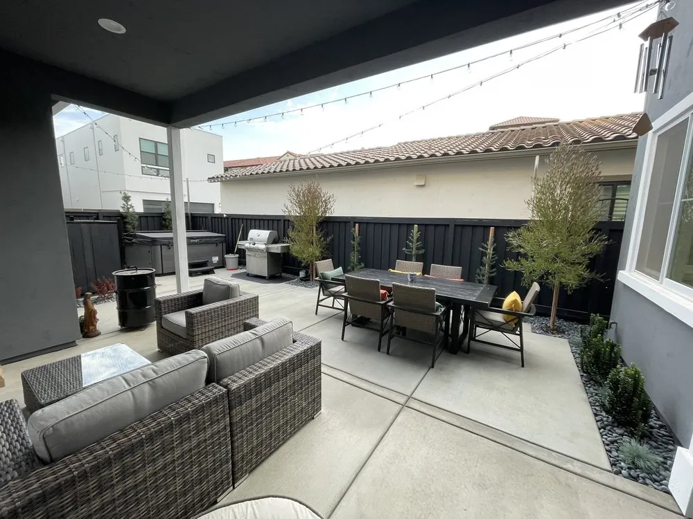 Custom yard cleanup service in Sacramento, CA by The Garden Tutors