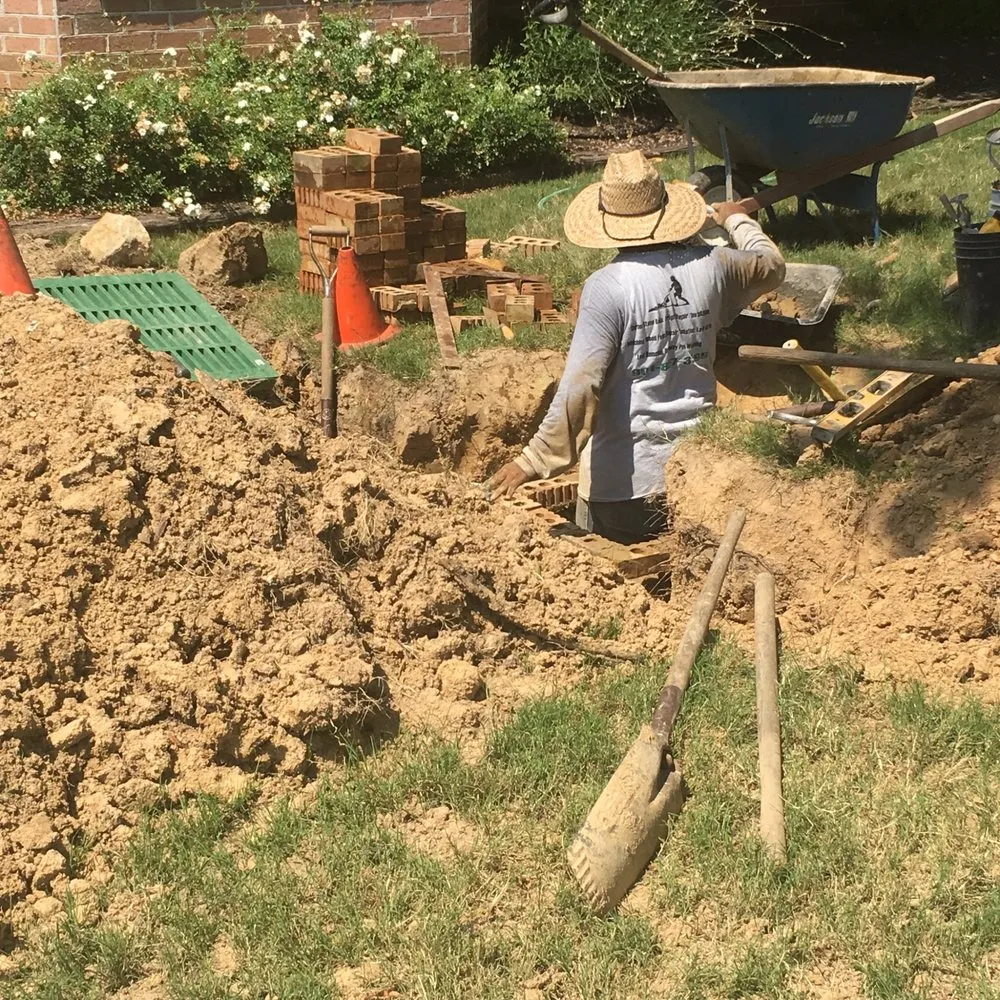 Expert garden landscaping in Byhalia, MS - The Gardener's Shadow